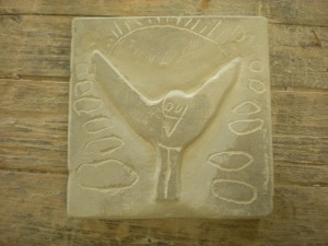 Bas-relief, Lettre Y, (Ecole de Pontarion)